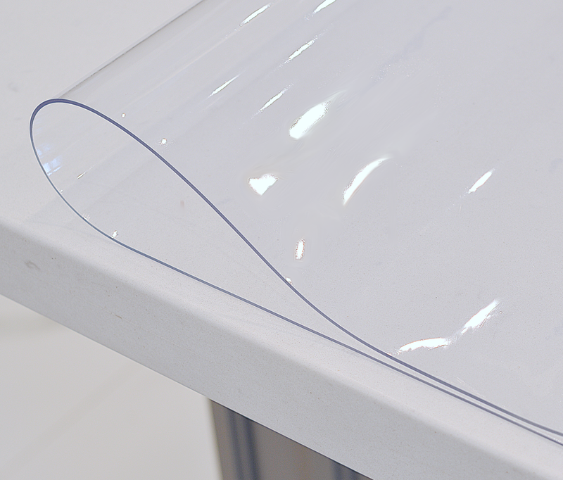Protecteur de couverture de table en PVC 48 pouces de large et 2 mm d'épaisseur Transparent Différentes tailles